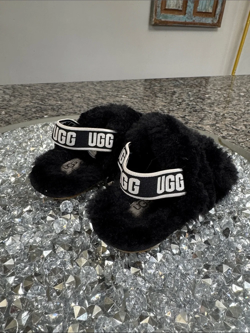 UGG great ship